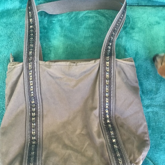 💚 3/$25 American Eagle Outfitters gray purse with silver beaded accents - Picture 4 of 14
